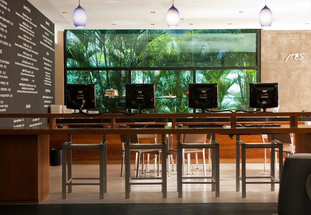 Renaissance Sao Paulo Hotel Exterior photo Internet Lounge